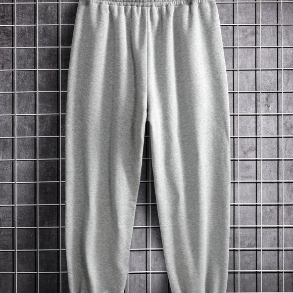 Loose Fit Men's Baggy Sweatpants - Picture 2 of 6